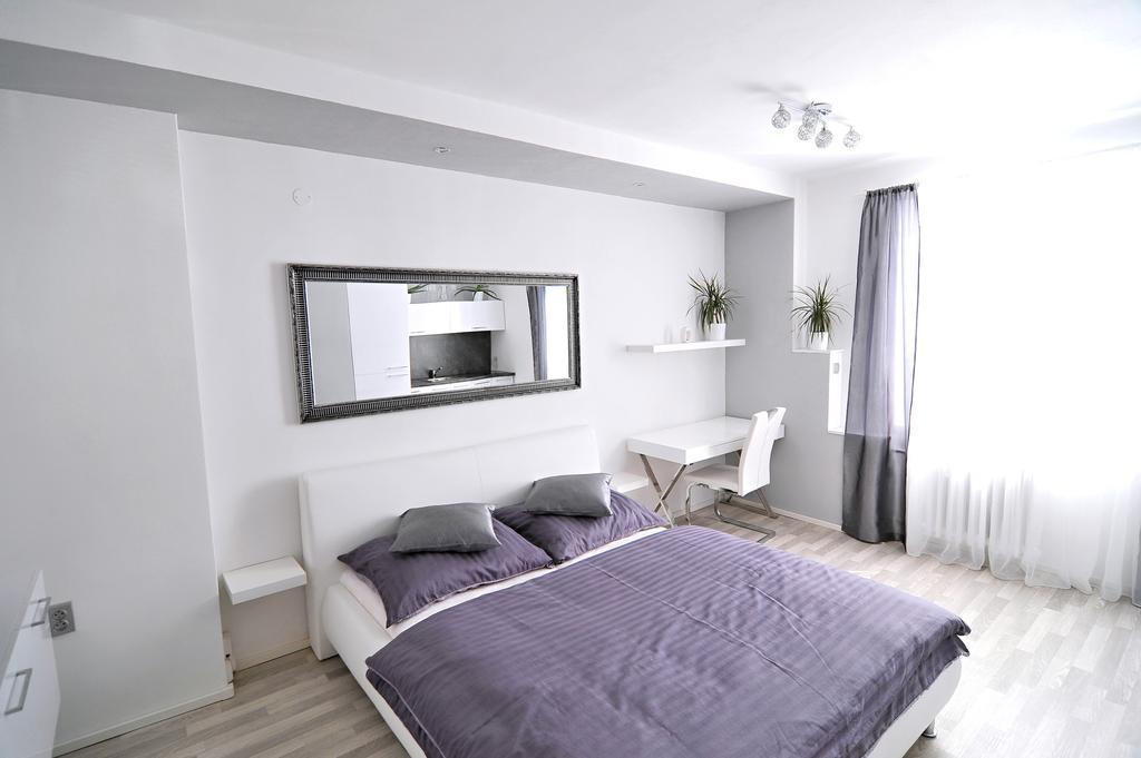 Avax Apartment 利贝雷茨 外观 照片