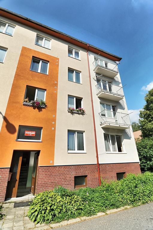Avax Apartment 利贝雷茨 外观 照片